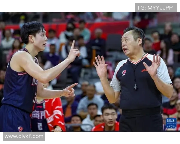 新疆伊力特大胜广东华南虎,周琦贡献双20+,全场沸腾! 新疆伊力特大胜广东华南虎,周琦贡献双20+,全场沸腾!